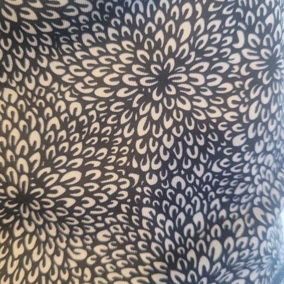 Lulu lemon flower sports bra - Picture 3 of 7